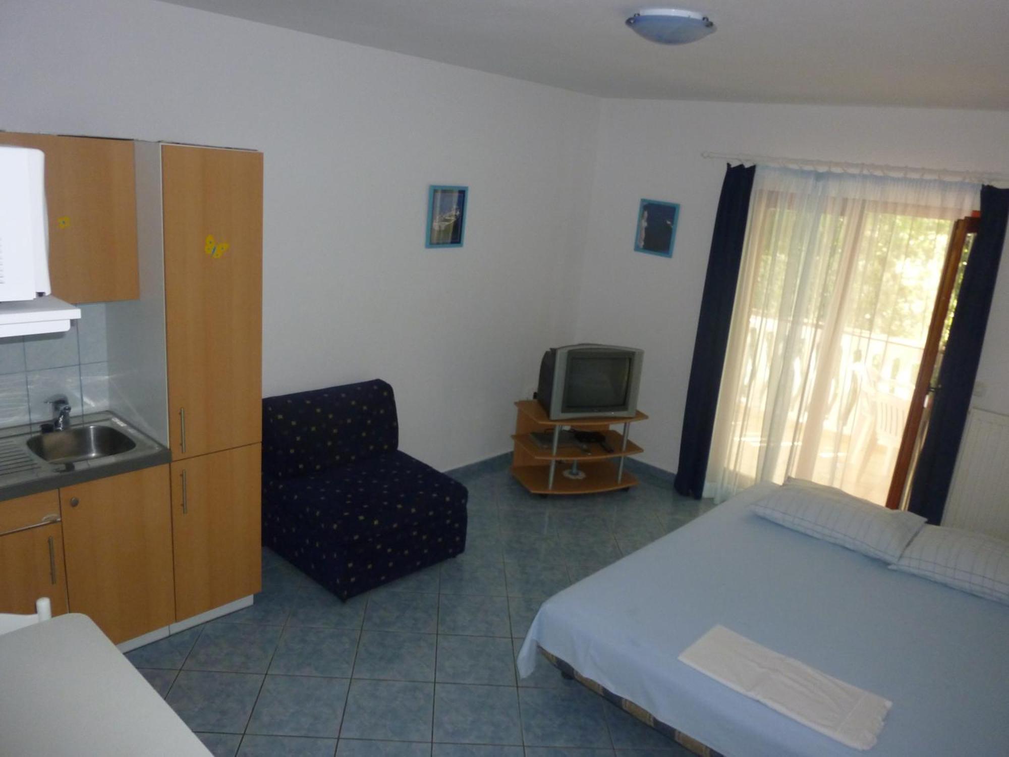 Apartmani Maver Sveti Filip i Jakov Habitación foto