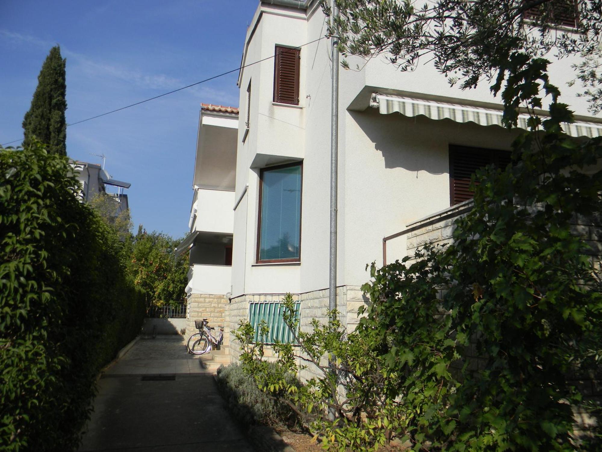 Apartmani Maver Sveti Filip i Jakov Exterior foto